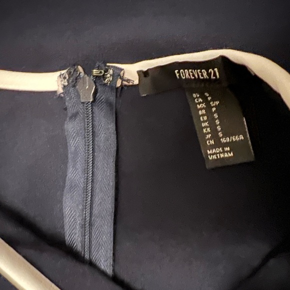 Forever 21 Black Pencil Skirt White Trim Size S - Picture 3 of 5